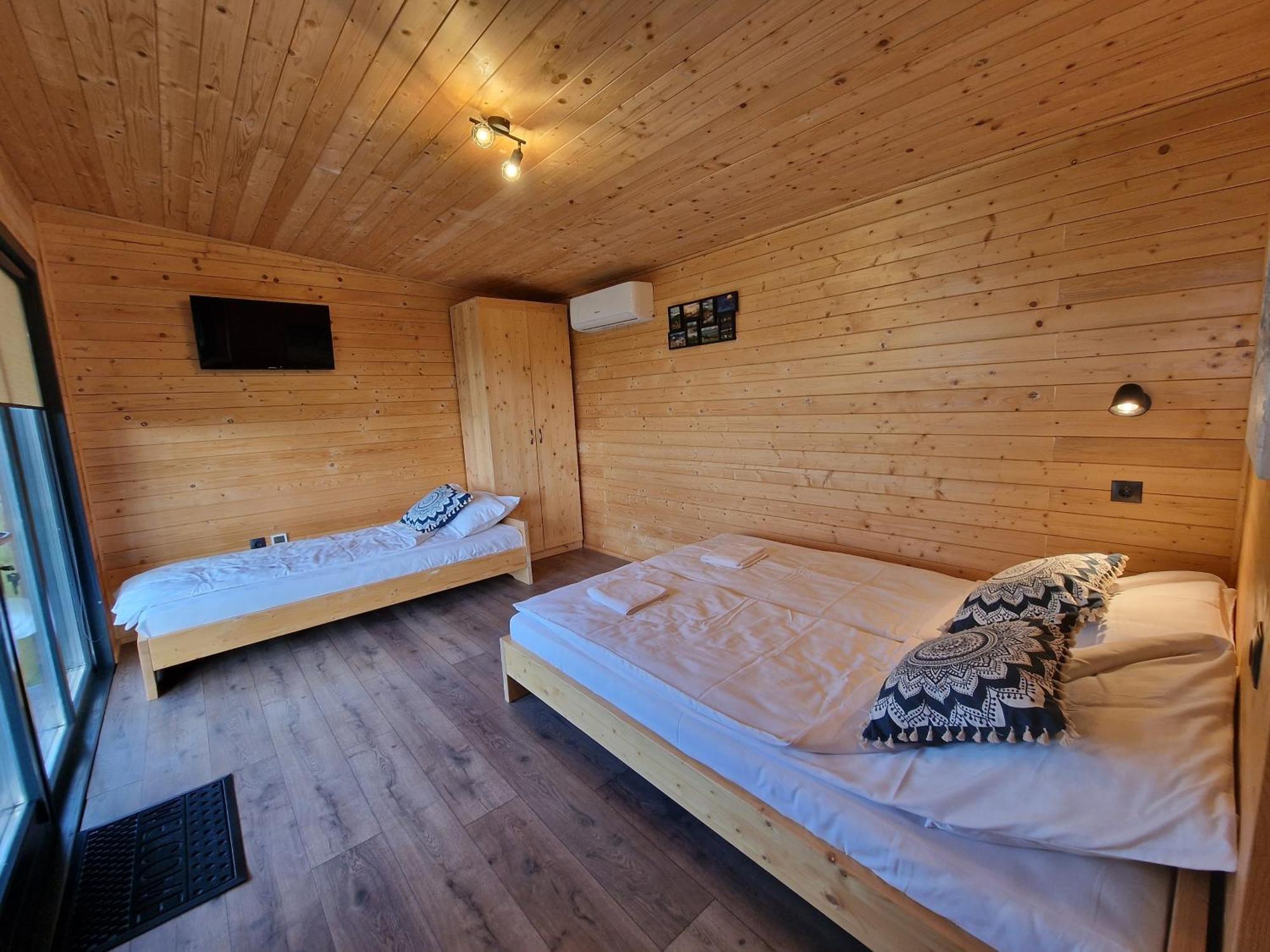 Casa Sincu Bed & Breakfast Cristian  Exterior photo